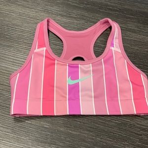 Girls Nike Reversible Sports Bra